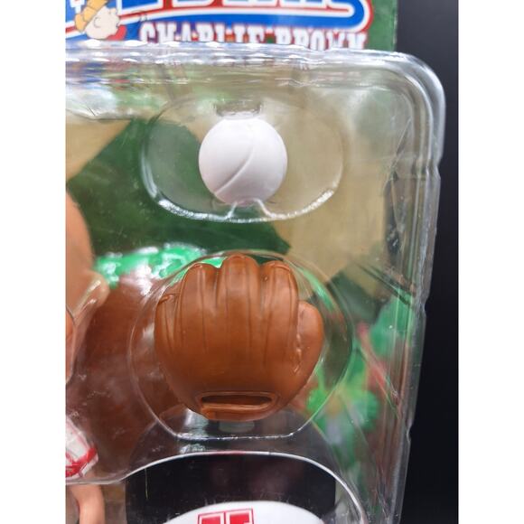 35)Memory Lane Charlie Brown You’re An All Star Baseball Action Figure NEW - Picture 5 of 7